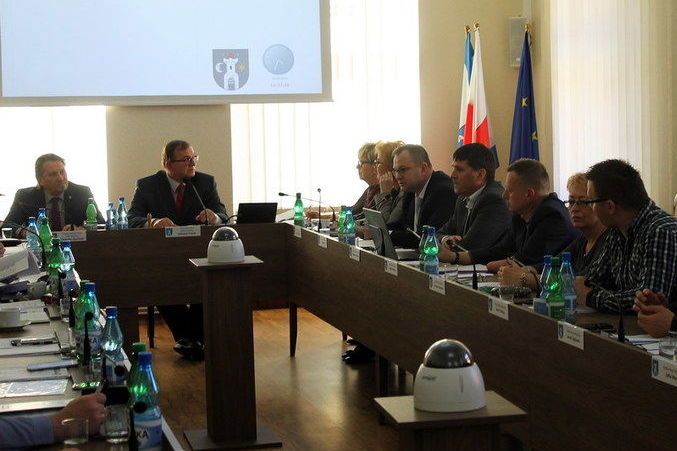 Świebodzice: Radni w Świebodzicach podjęli szereg istotnych uchwał