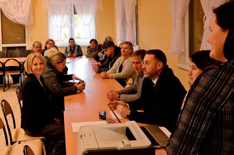 Gmina Żarów: Mieszkańcy wsi wybierają sołtysów