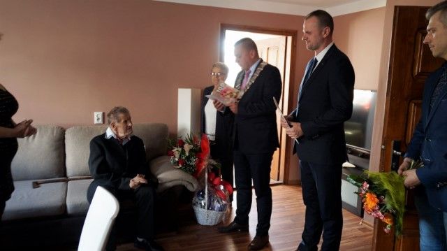 Nowice: 200 lat dla Pana Jana