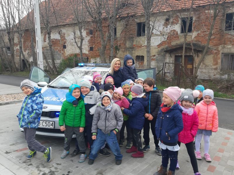 Bystrzyca Górna: Funkcjonariusze policji w z wizytą w Przedszkolu w Bystrzycy Górnej
