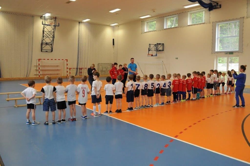 Bystrzyca Górna: Przedszkolaki w piłkę kopią