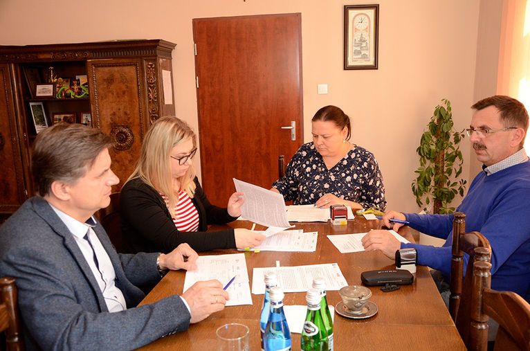 Żarów: Rewitalizacja ulicy Zamkowej i Sportowej w Żarowie