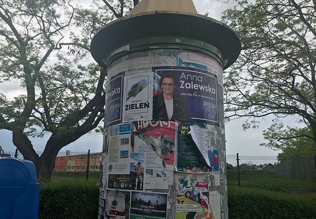 Żarów: Nie wszędzie można wieszać ogłoszenia i plakaty