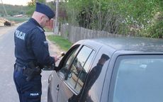 Strzegom: Nietrzeźwy, poszukiwany i z sądowym zakazem prowadzenia pojazdów mechanicznych