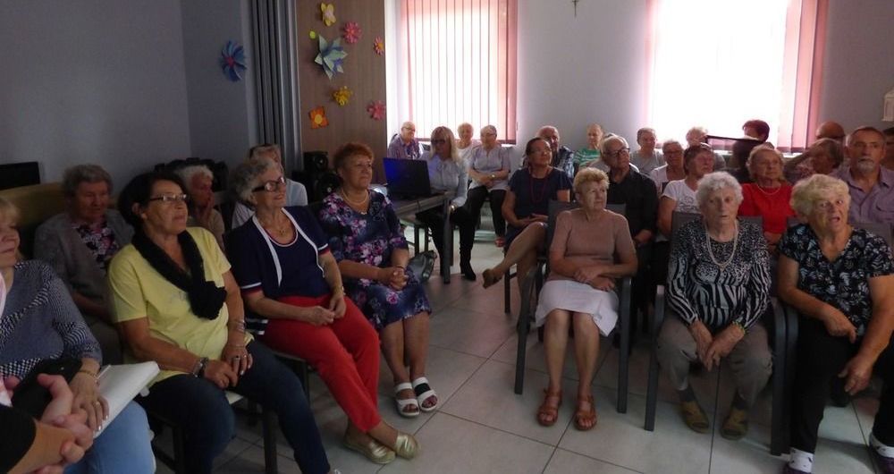 Morawa: Wolontariat senioralny