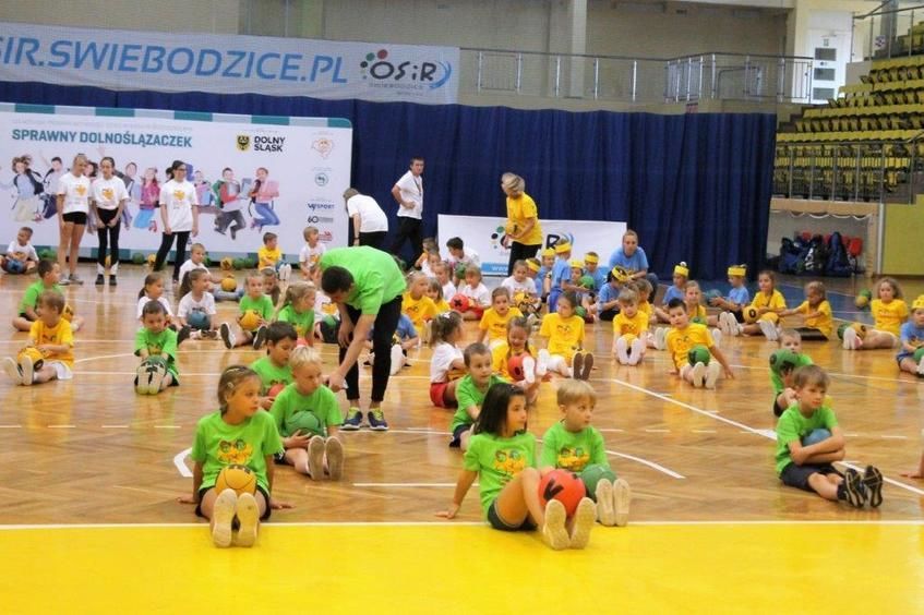 Świebodzice: Aktywni uczniowie