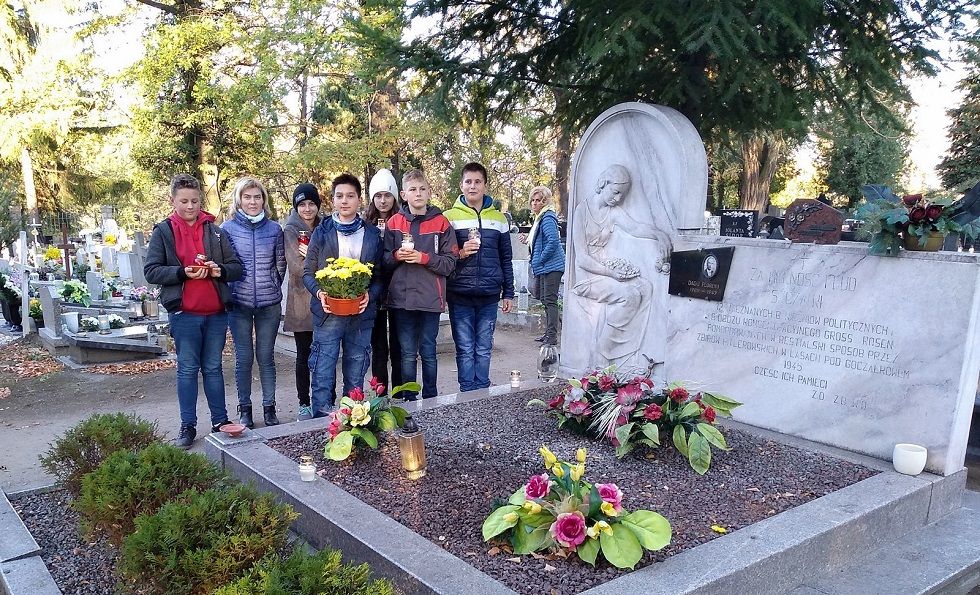 Świdnica/Mokrzeszów: Szkoła pamięta