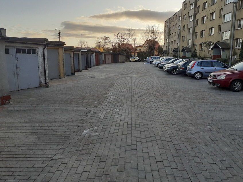 Świebodzice: Utwardzili nawierzchnię