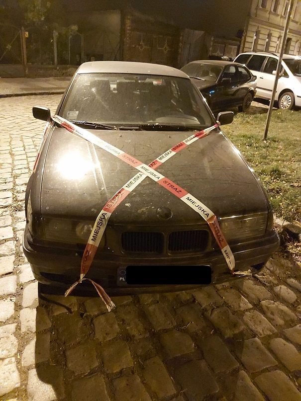 Świdnica: Zabierają wraki