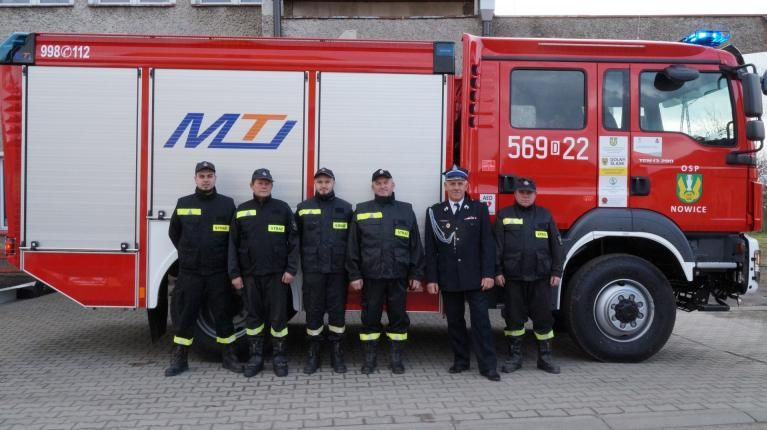 Gmina Jaworzyna Śląska: Strażacy z autami