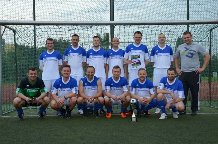 Gmina Żarów: Kluby z kasą