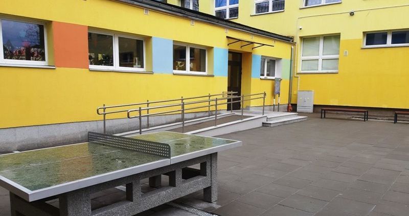 Strzegom: Podwórko na ukończeniu