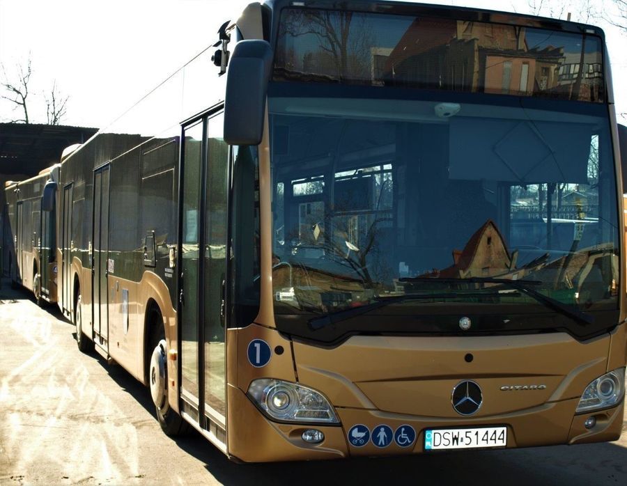 Świebodzice: Ograniczenia w autobusach