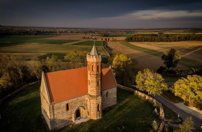 Żarów: Historia na jednej stronie