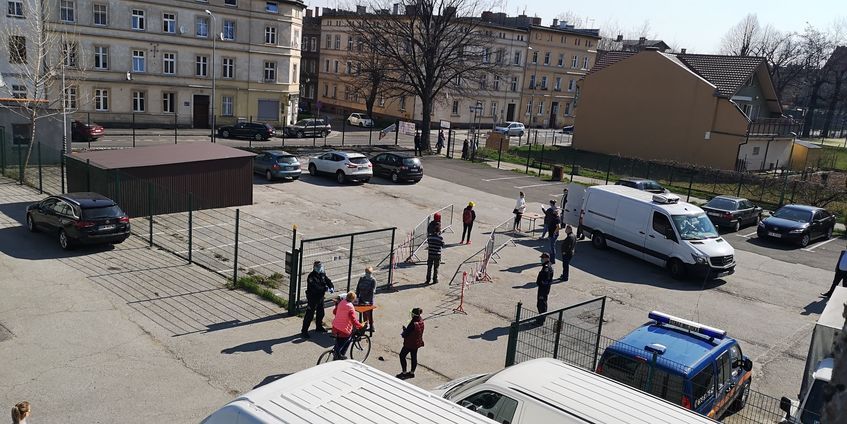 Świebodzice: Paczki dla potrzebujących
