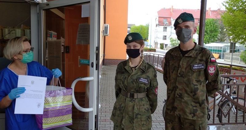 Gmina Strzegom: Przyłbice dla szpitala