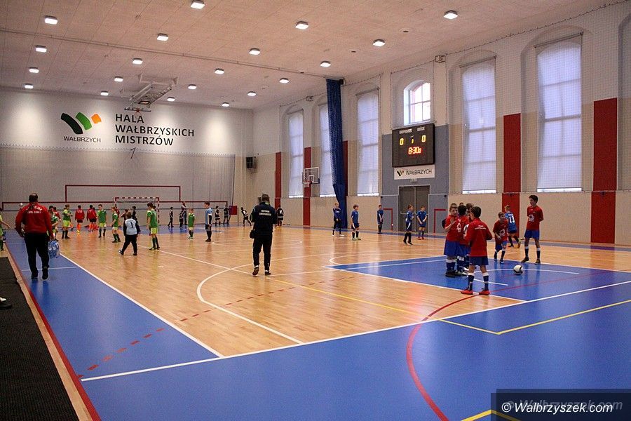 Świdnica/powiat świdnicki: Hale po nowemu