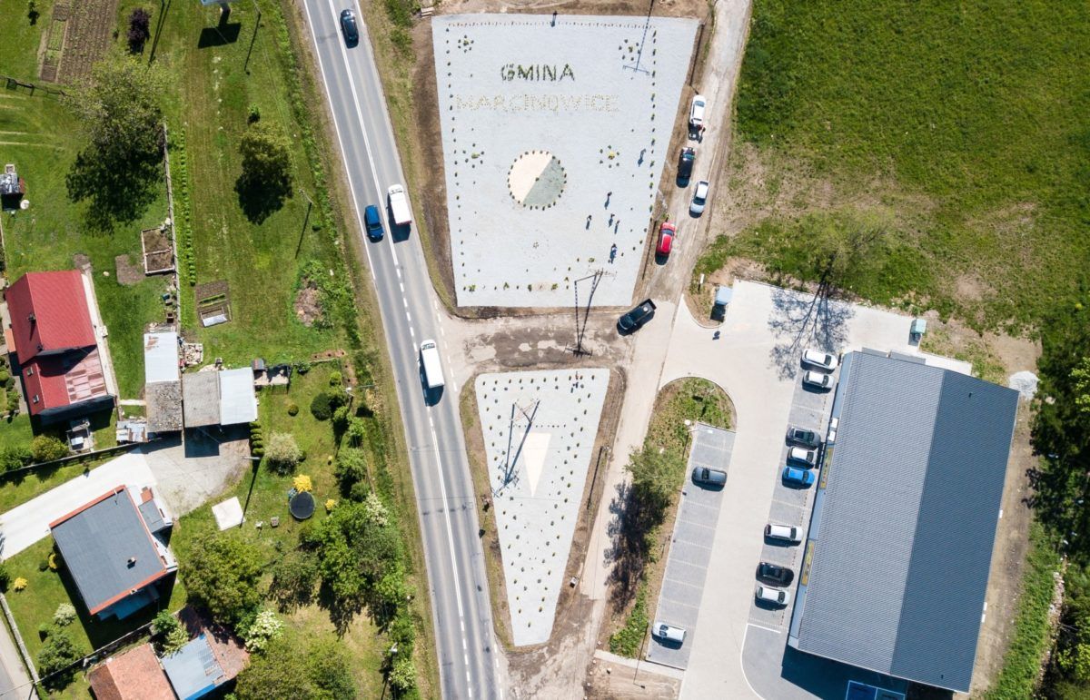 Marcinowice: Piękny skwer