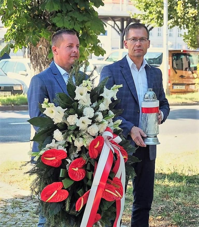 Jaworzyna Śląska: Chwała bohaterom