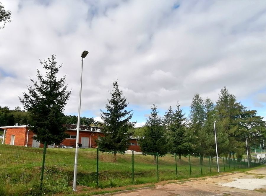 Świebodzice: Oświetlenie przy Rekreacyjnej