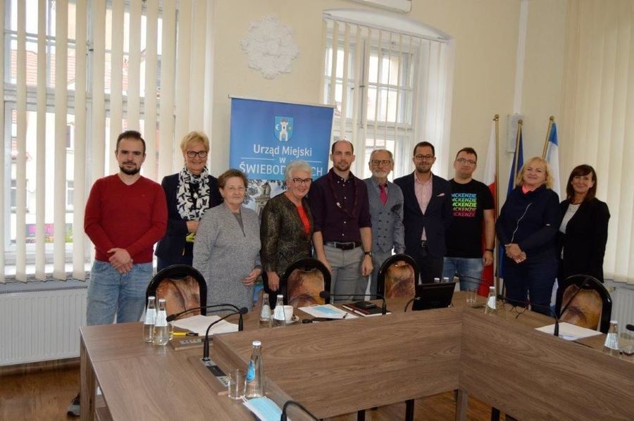 Świebodzice: Inauguracyjne posiedzenie