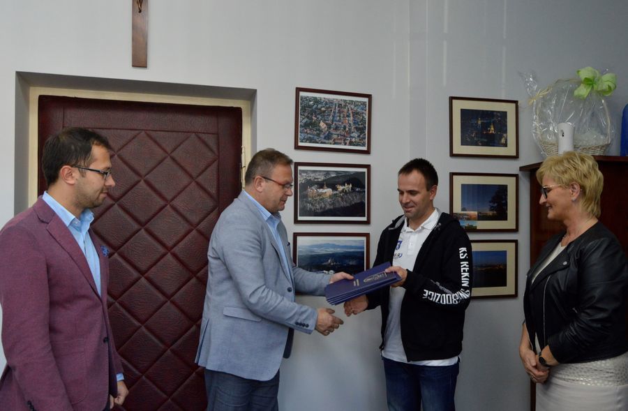 Świebodzice: Trenerzy uhonorowani
