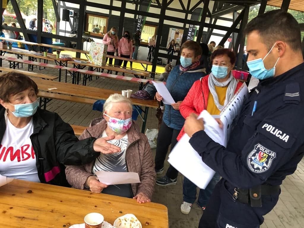 Gmina Świdnica: Pomagają seniorom