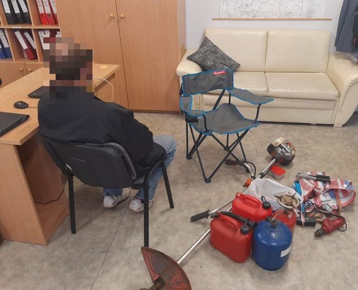 Świebodzice: Upodobał sobie altanki