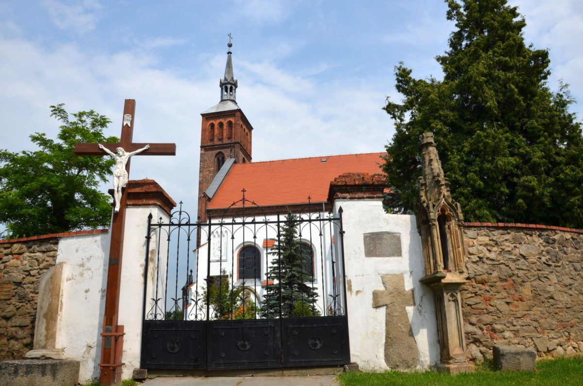 Śmiałowice: Odnowią kościół