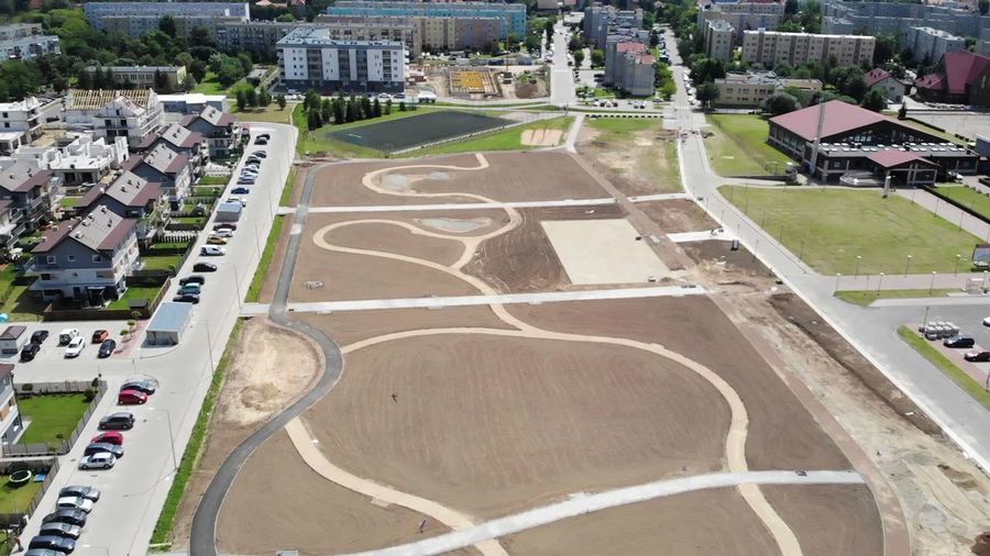 Świebodzice: Sportowy park