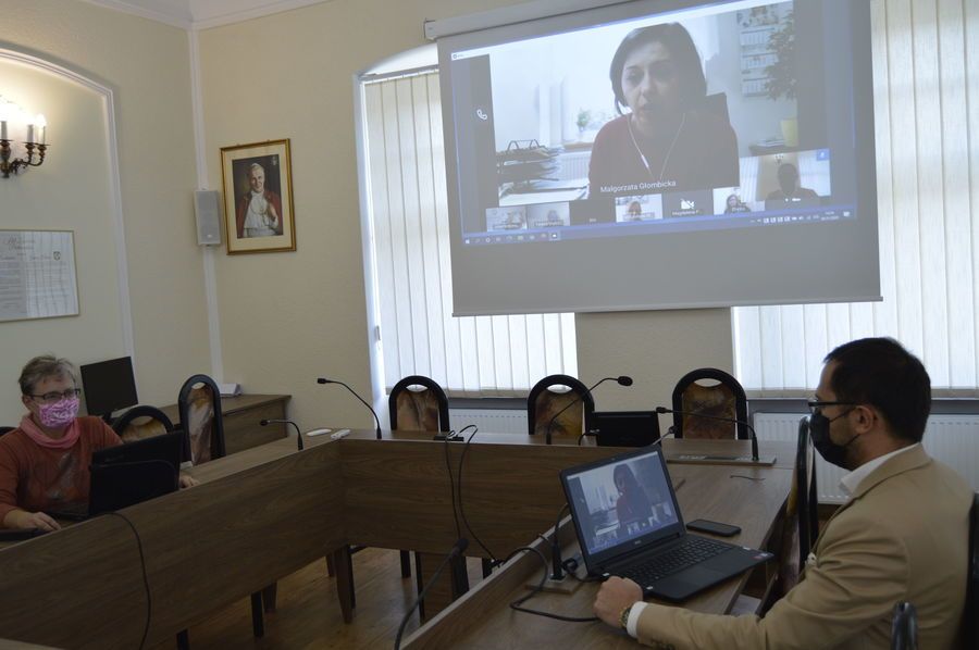 Świebodzice: Edukacyjna wideokonferencja