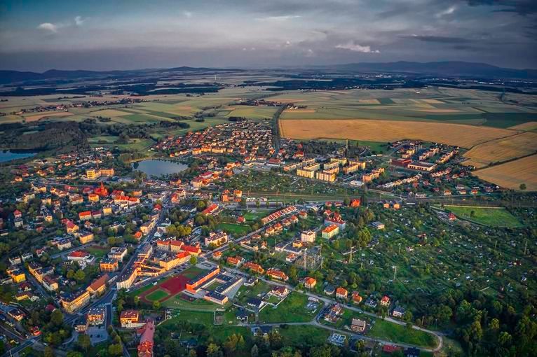 Gmina Żarów: Żarów w liczbach