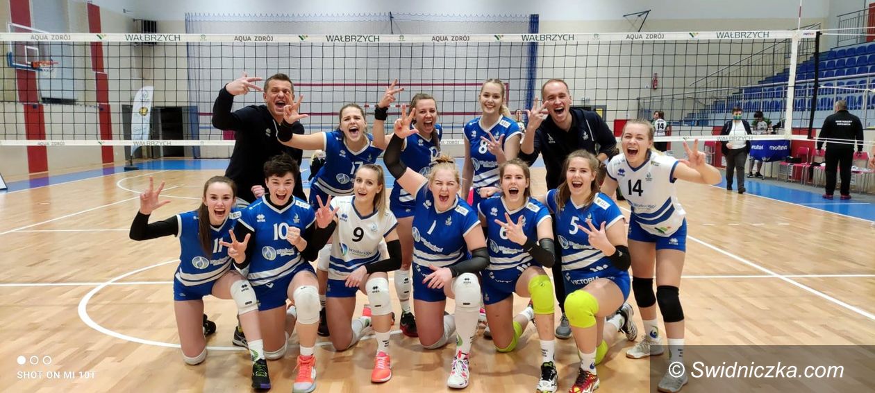Wałbrzych: Porażka siatkarek