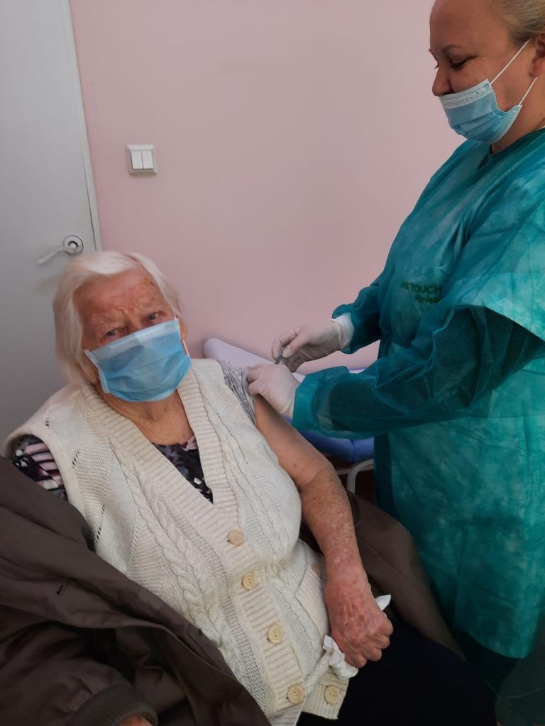 Lutomia Górna: Zaszczepiona 102–latka