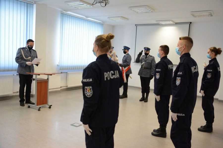 Świdnica/powiat świdnicki: Ślubowanie policjantów