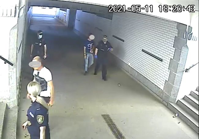 Świdnica: "Załatwił" się w windzie