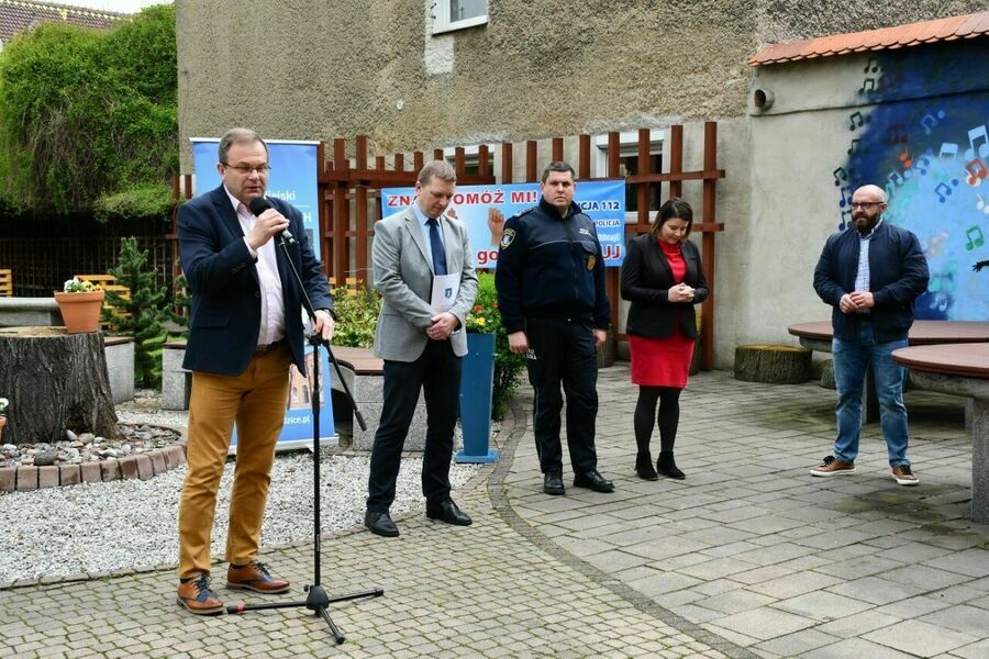 Świebodzice: Kampania informacyjno–społeczna