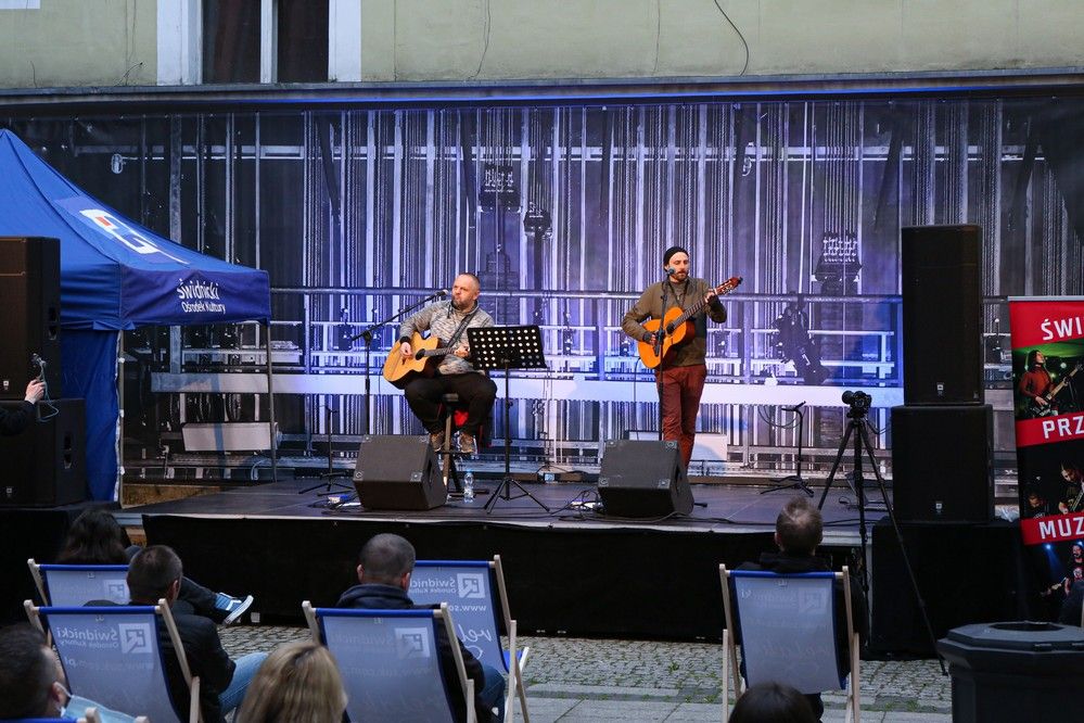 Świdnica: "Muzyka Mi Leży"