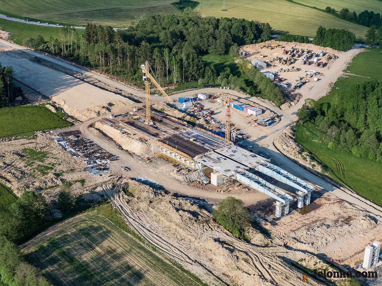 REGION: Wiosenny ruch na budowie S3