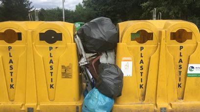 Gmina Żarów: Śmiecimy gdzie popadnie