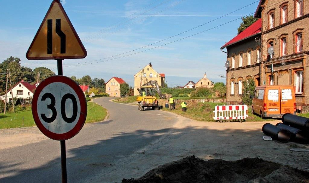 Dzierzków: Wybudują chodnik