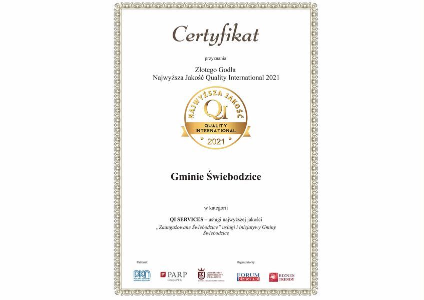 Świebodzice: Złote godło