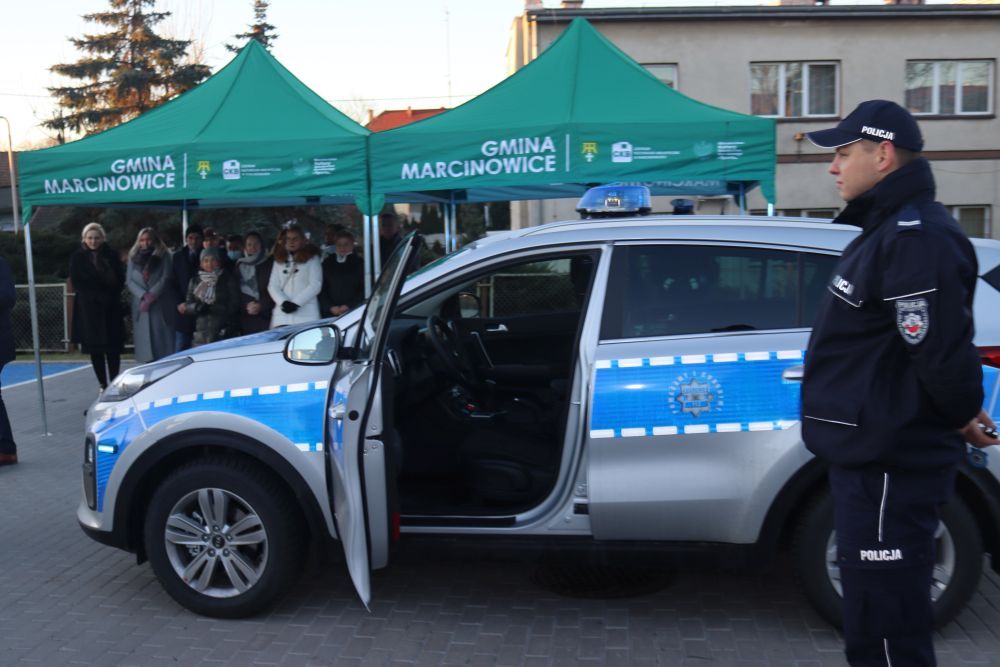 Marcinowice: Nowy radiowóz