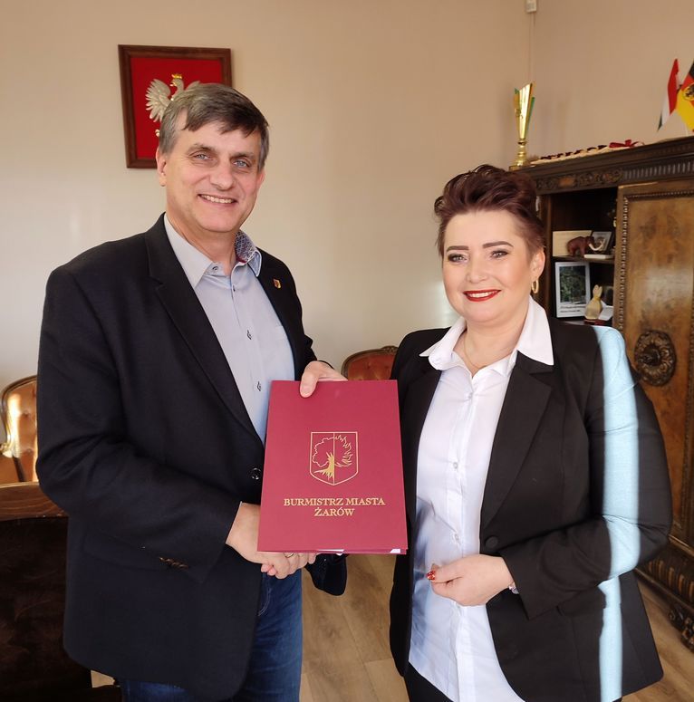 Żarów: Nowa dyrektor biblioteki