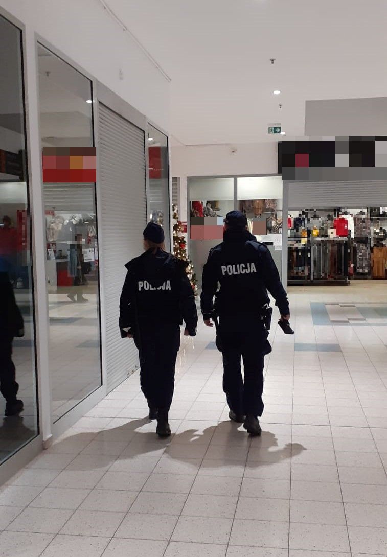 Świdnica/powiat świdnicki: Nie zasłaniają ust