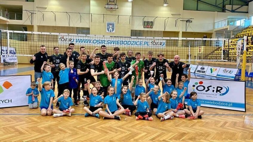 Świebodzice: Powrót siatkówki