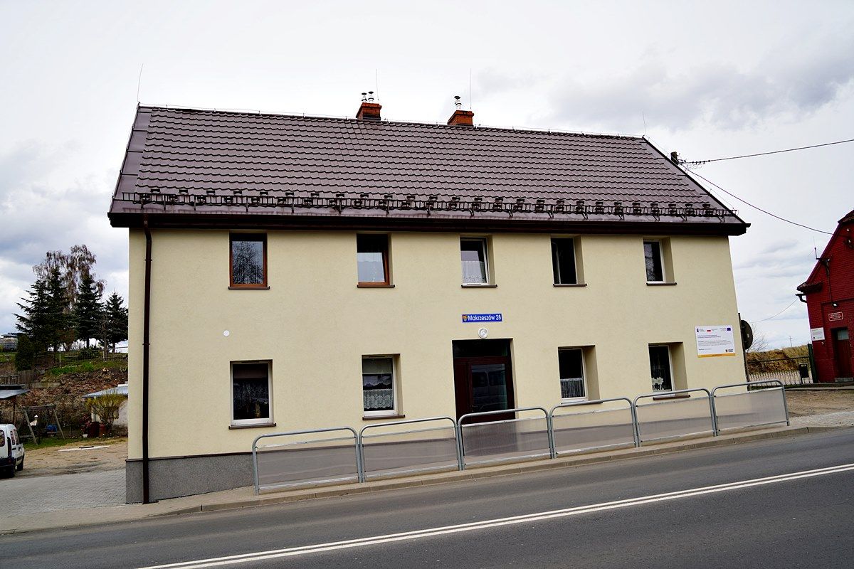 Mokrzeszów: Budynek po termomodernizacji