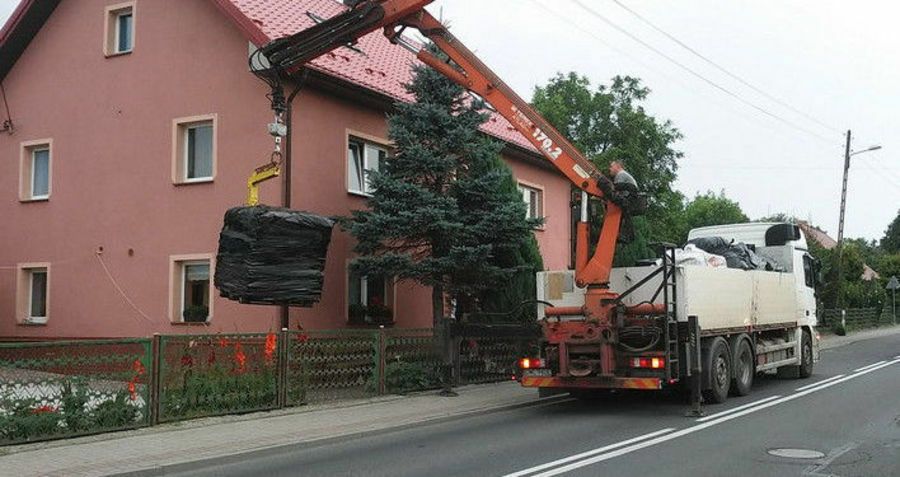 Strzegom: Usuwają azbest
