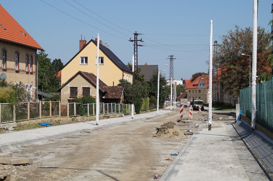 Jaworzyna Śląska: Montują oświetlenie