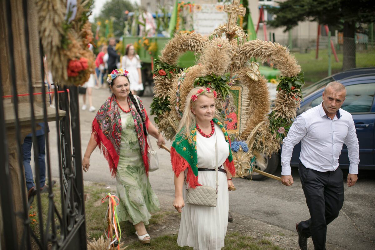 Gola Świdnicka: Wieniec na konkurs
